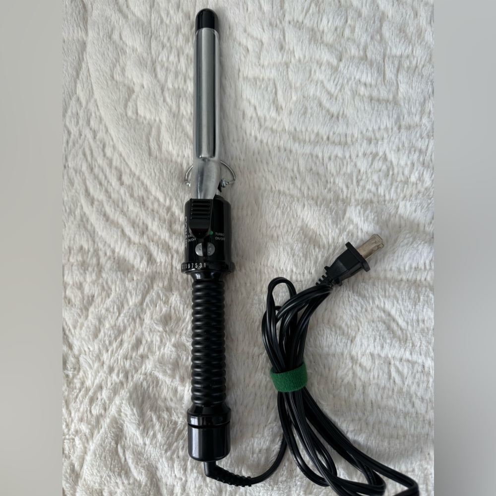 I never used this curling iron.